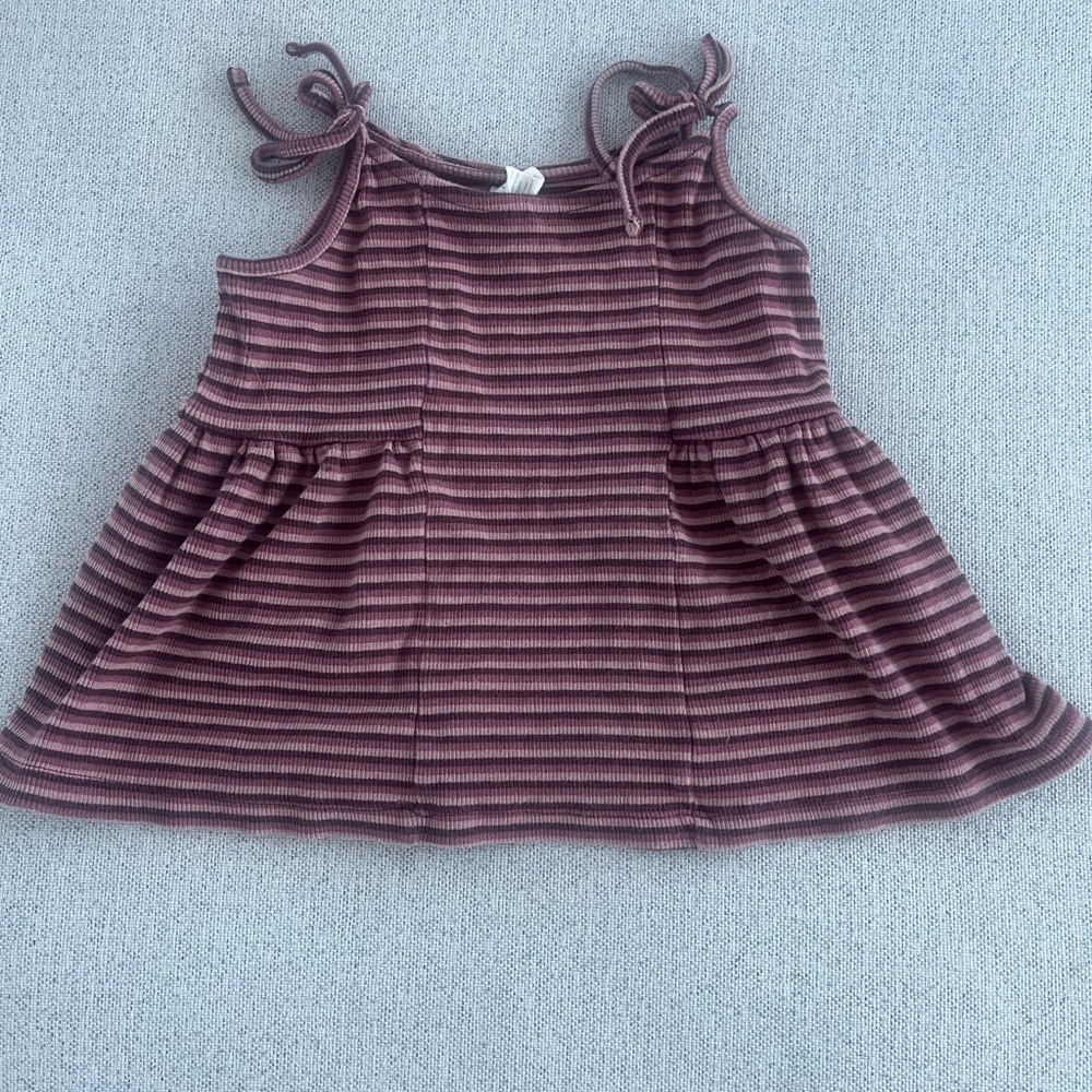 EUC Kate Quinn 2T striped top